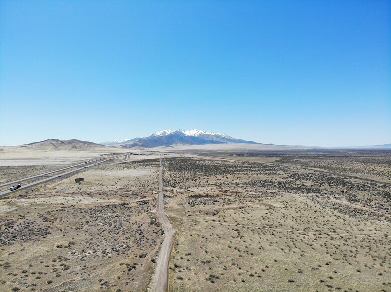 More Photos Of 6105 E Frontage Rd, Imlay Land For Lease