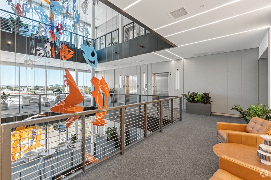 More Photos Of 777 Industrial Rd, San Carlos Research And Development For Lease