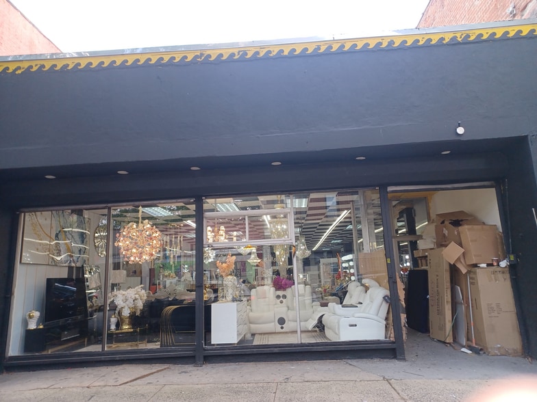 Primary Photo Of 146 S 4th Ave, Mount Vernon Storefront For Lease