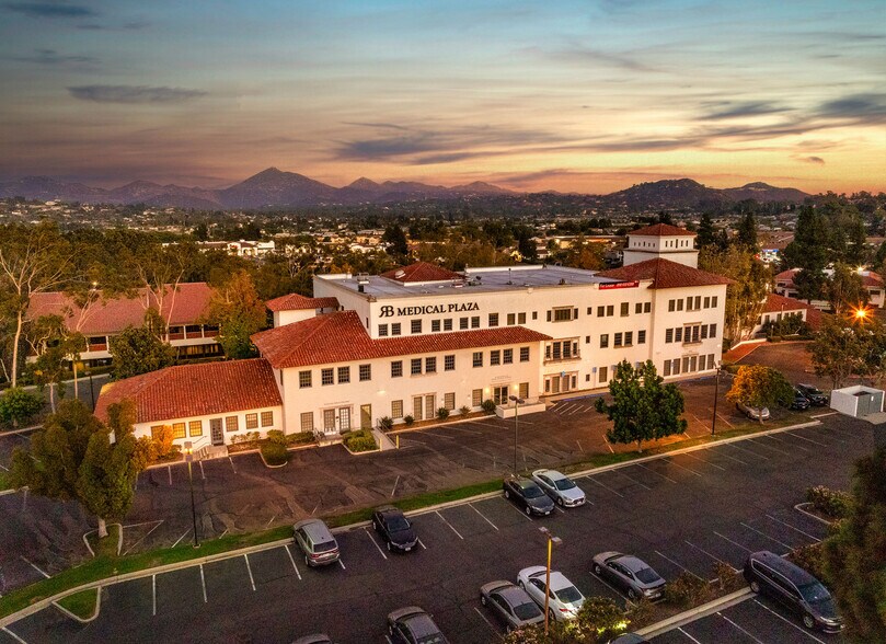 More Photos Of 11770 Bernardo Plaza Ct, San Diego Medical For Lease