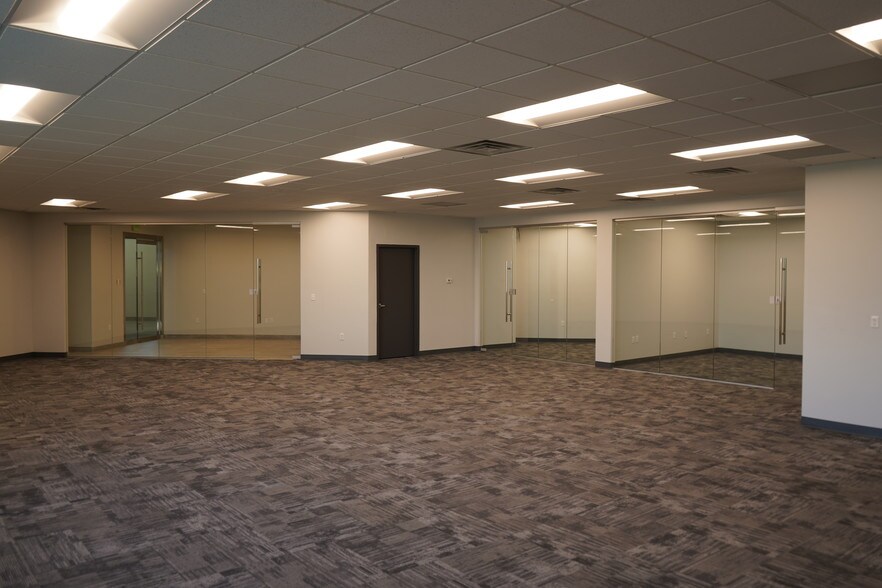 More Photos Of 480-518 W 800 N, Orem Medical For Lease