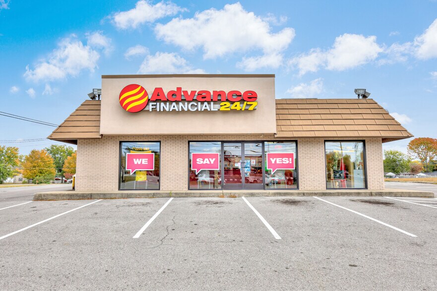Primary Photo Of 1401 Hillsboro Blvd, Manchester Restaurant For Lease