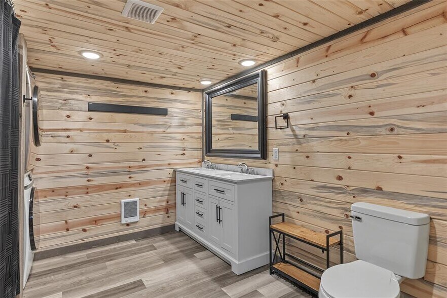 More Photos Of 7000 Browns Meadow Rd, Niarada Multifamily For Sale