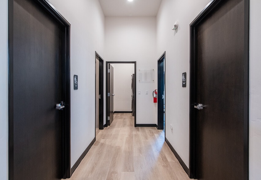 More Photos Of 3169 W Belltower Dr, Meridian Office For Sale