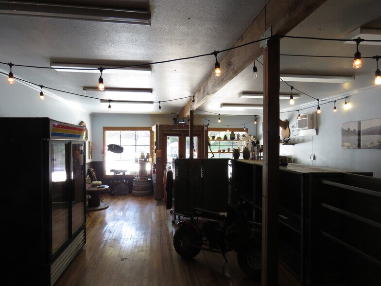 More Photos Of 23382 Crest Forest Dr, Crestline Freestanding For Sale