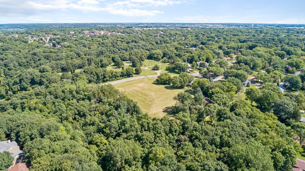 More Photos Of TBD Woodridge Court, Mankato Land For Sale