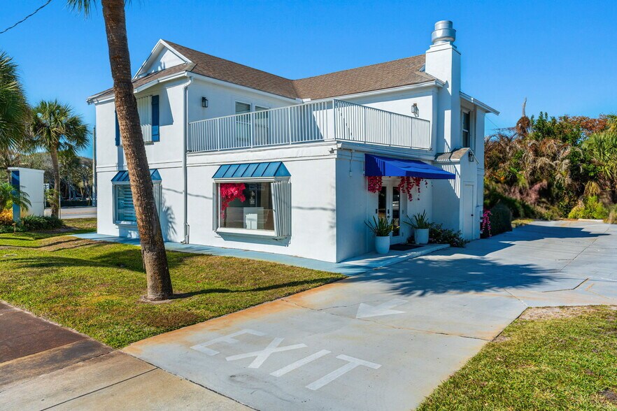 More Photos Of 9300 N A1A, Vero Beach Freestanding For Sale