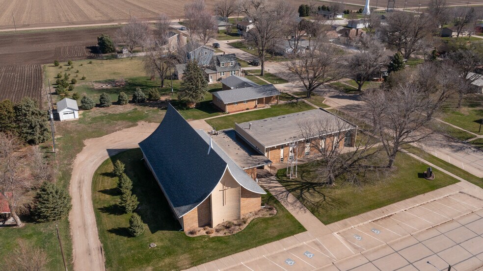 More Photos Of 381 H St, Hampton Religious Facility For Sale