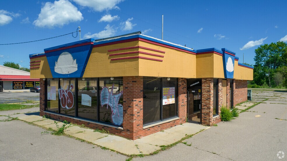 Primary Photo Of 3095 S Dort Hwy, Burton Fast Food For Sale