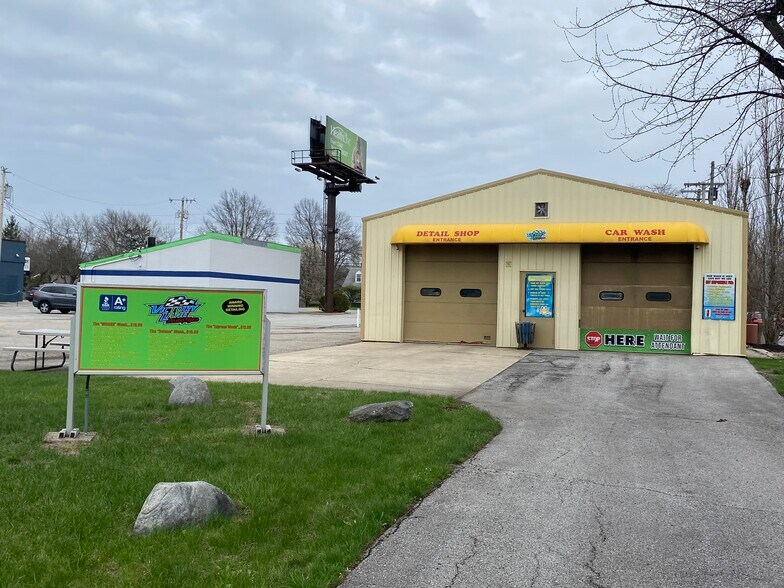 More Photos Of 3417 Franklin St, Michigan City Carwash For Sale