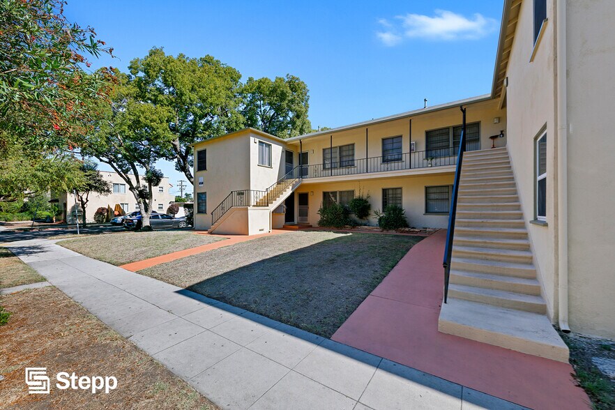 More Photos Of 2490 Cedar Ave, Long Beach Apartments For Sale