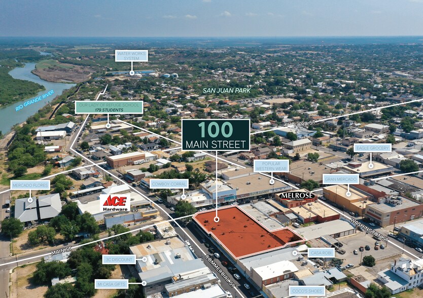 More Photos Of 100 W Main St, Eagle Pass Storefront For Sale