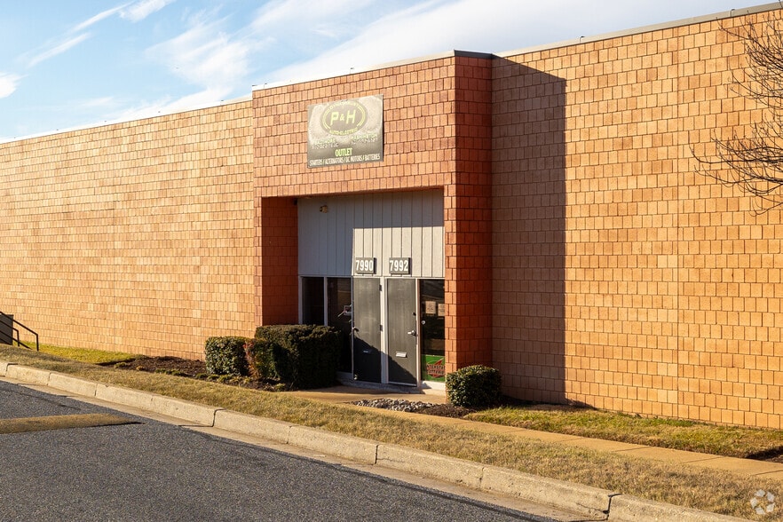More Photos Of 7900-7996 E Baltimore St, Baltimore Flex For Lease