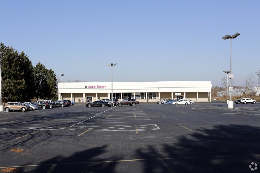 Primary Photo Of 3143 William Penn Hwy, Easton General Retail For Lease