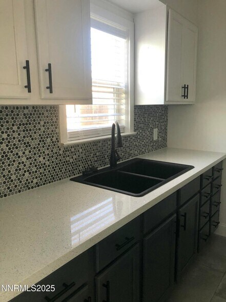 More Photos Of 425-445 Casazza Dr, Reno Apartments For Sale