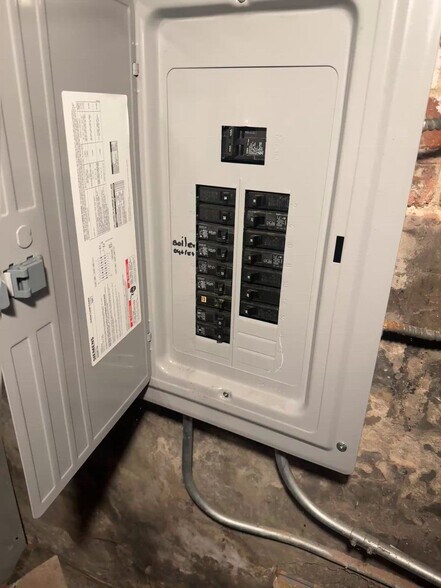 More Photos Of 5001 S Hermitage Ave, Chicago Religious Facility For Sale