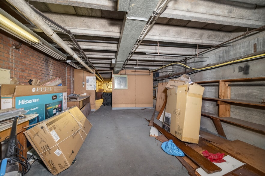 More Photos Of 42-58 Bank St, Waterbury, Ct, Waterbury Storefront Retail Office For Sale