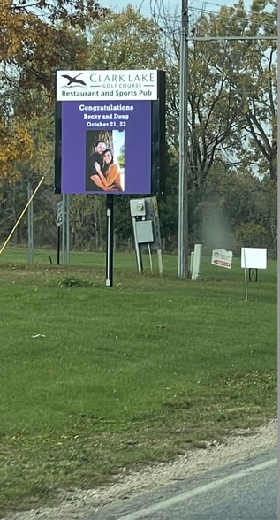 More Photos Of 5535 Wesch Rd, Brooklyn Golf Course Driving Range For Sale