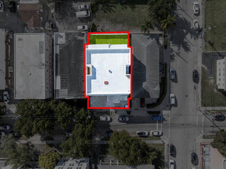 More Photos Of 1576 SW 2nd St, Miami Apartments For Sale