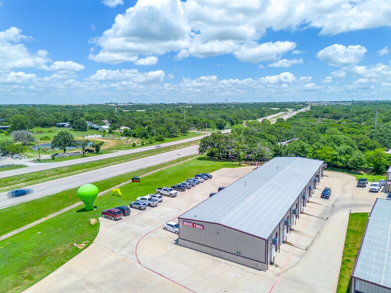 More Photos Of 6050 E Highway 67, Alvarado Storefront Retail Office For Lease