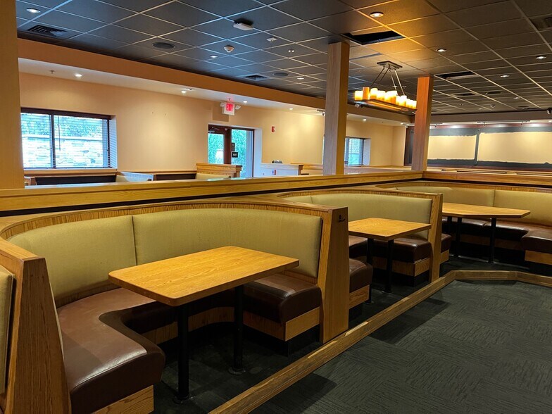 More Photos Of 3750 Hamilton Blvd, Allentown General Retail For Sale