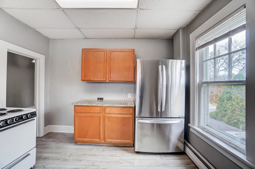 More Photos Of 140 W Front St, Perrysburg Office For Sale