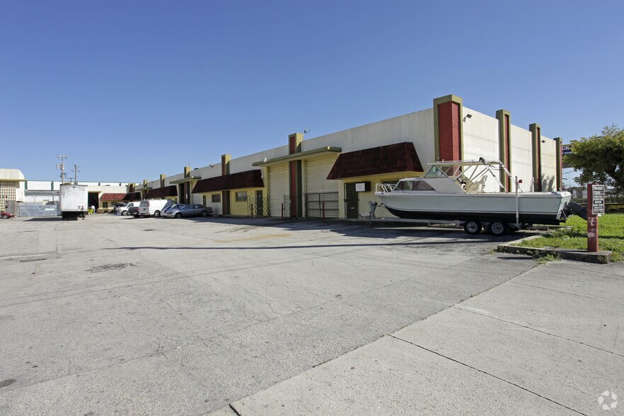 More Photos Of 7315-7335 NW 32nd Ave, Miami Warehouse For Lease