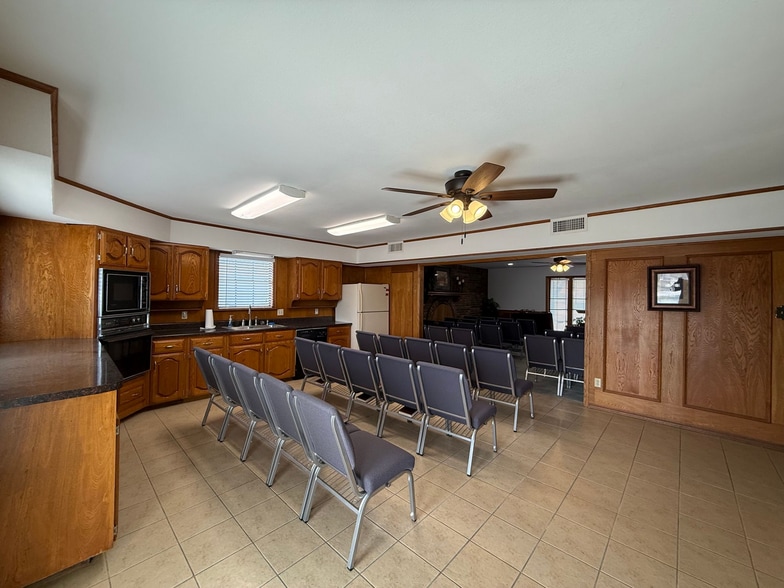 More Photos Of 1514 Bardin Rd, Grand Prairie Religious Facility For Sale