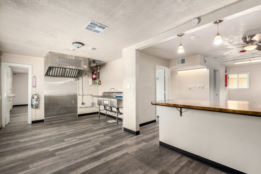 More Photos Of 6632 S 22nd St, Phoenix Assisted Living For Sale