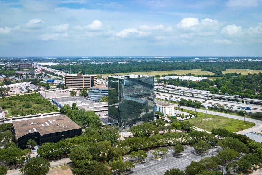 More Photos Of 100 Glenborough Dr, Houston Office For Lease