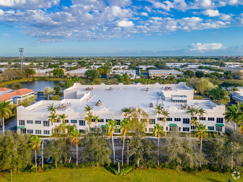 More Photos Of 1141 S Rogers Cir, Boca Raton Distribution For Lease