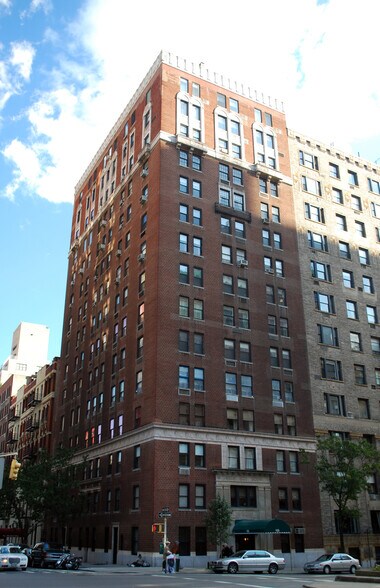 Primary Photo Of 935 Park Ave, New York Apartments For Lease