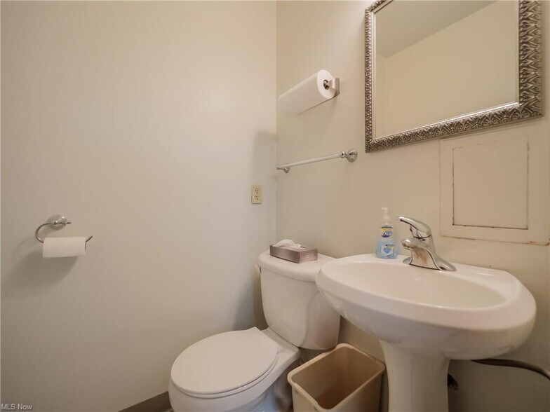 More Photos Of 31255 Lorain Rd, Cleveland Office Residential For Sale