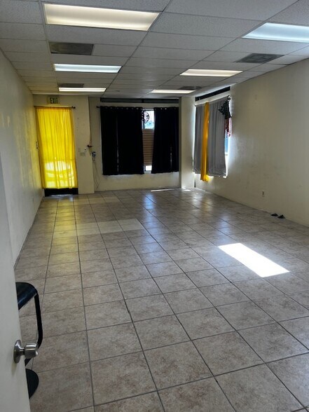 More Photos Of 825 W Gardena Blvd, Gardena Hotel For Lease