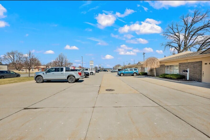 More Photos Of 28018-28050 Harper Ave, Saint Clair Shores Medical For Sale