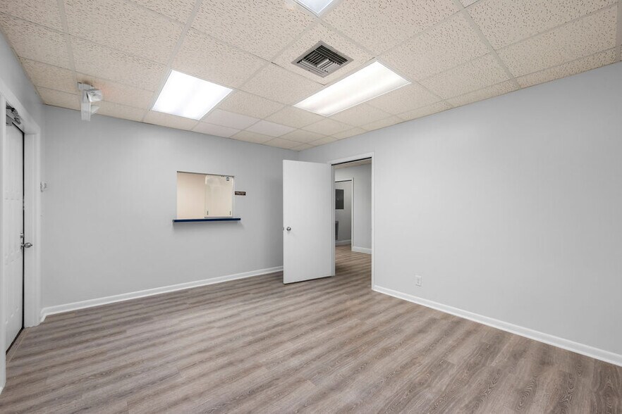 Primary Photo Of 1801 SE Hillmoor Dr, Port Saint Lucie Medical For Lease
