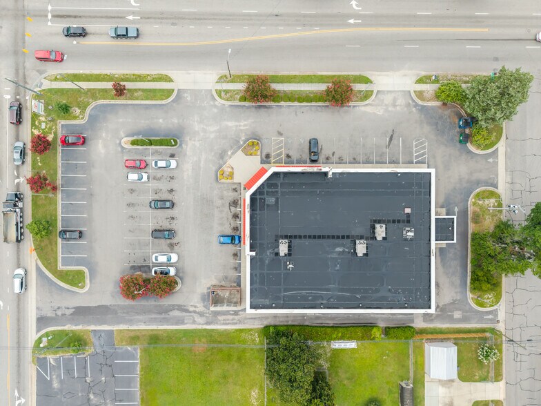 More Photos Of 419 W Broad St, Saint Pauls Drugstore For Sale