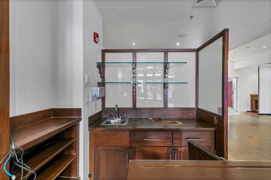 More Photos Of 99-101 Orange St, New Haven Storefront Retail Residential For Sale