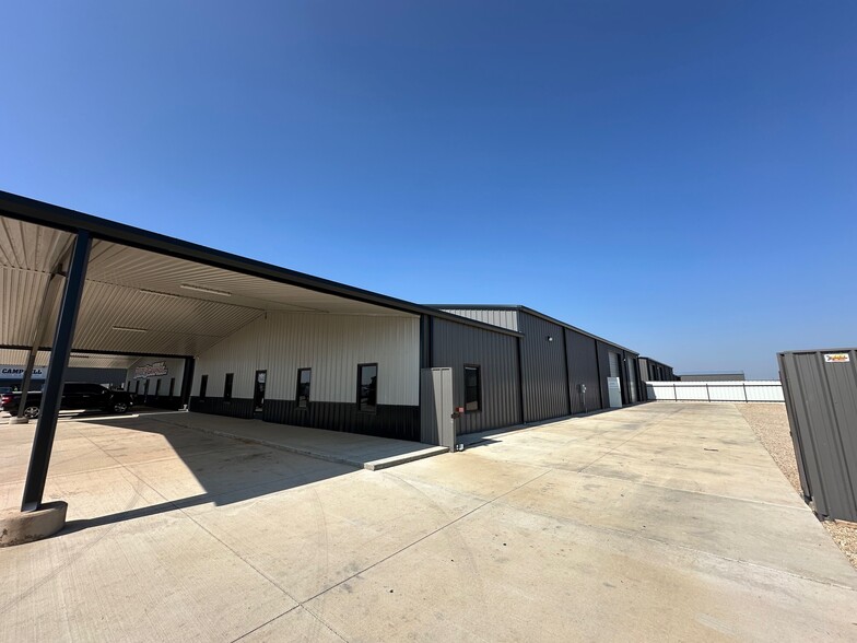 More Photos Of 6622 Winfield Ave, Lubbock Warehouse For Lease