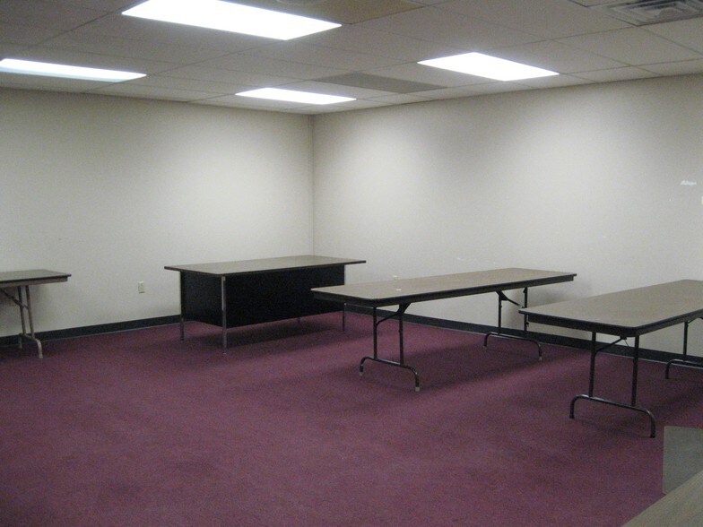 More Photos Of 200 Shady Ln, Philipsburg Light Distribution For Lease
