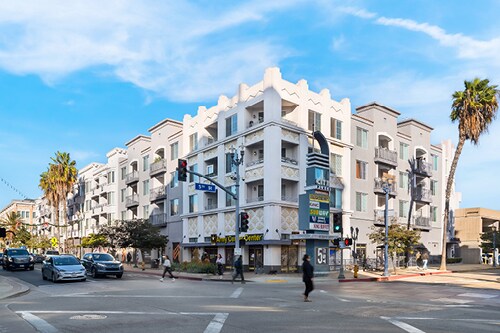 Primary Photo Of 590 Pine Ave, Long Beach Storefront Retail Residential For Sale