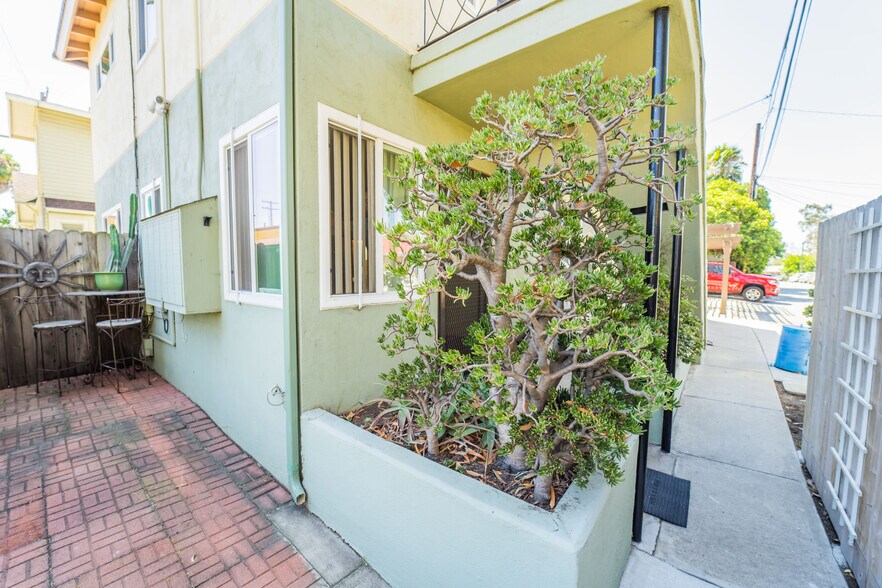 More Photos Of 3791-3793 10th Ave, San Diego Apartments For Sale