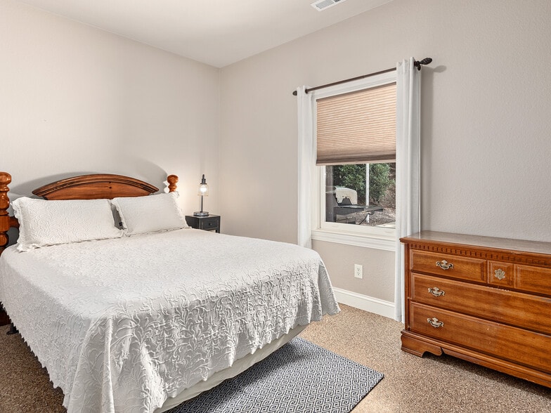More Photos Of 355 Johnson Dr, Canton Specialty For Sale