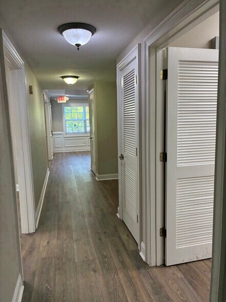 More Photos Of 965 Piedmont Rd NE, Marietta Office For Lease