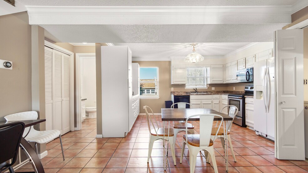 More Photos Of 1656 Scenic Gulf Dr, Destin Apartments For Sale