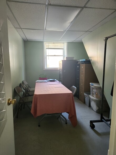 More Photos Of 251 Magnolia St, Cranston Religious Facility For Lease