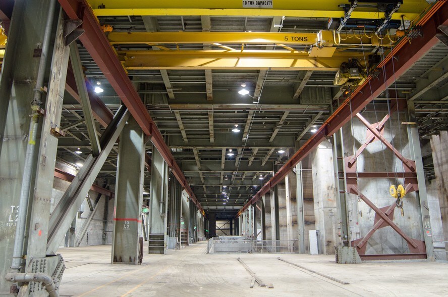 More Photos Of 60 Tower Blvd, Elma Manufacturing For Lease