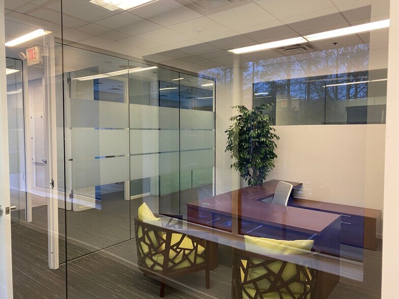 More Photos Of 1100 Old Ellis Rd, Roswell Loft Creative Space For Lease