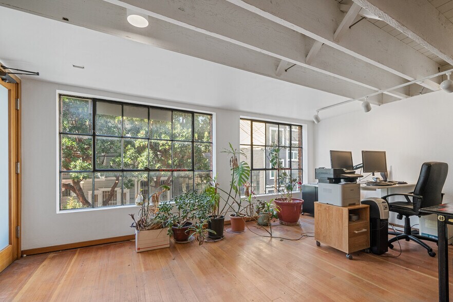 More Photos Of 443 Tehama St, San Francisco Loft Creative Space For Sale