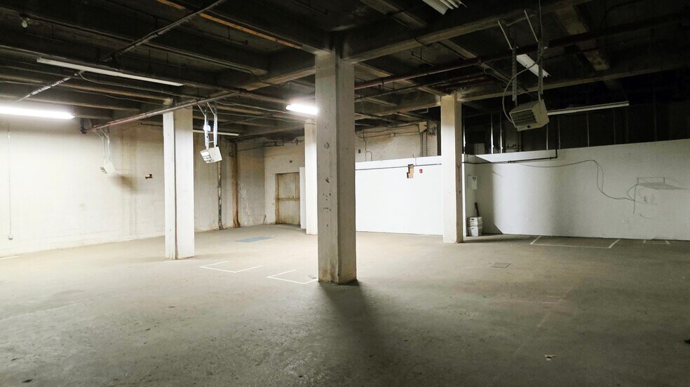More Photos Of 3901 Main St, Philadelphia Office For Lease